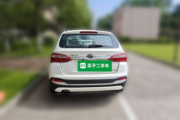 Used Brilliance V5 2014 1.5T Automatic Two-Wheel Drive Sport Model Rear