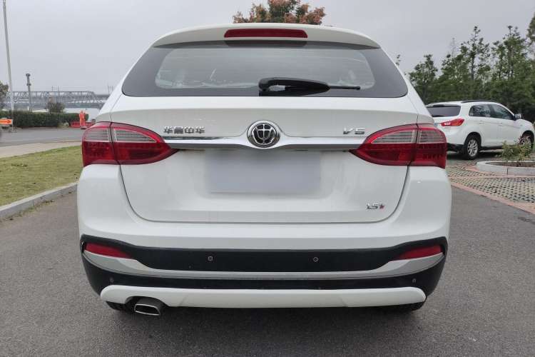 Used Brilliance V5 2014 1.5T Manual Two-Wheel Drive Luxury Model Rear