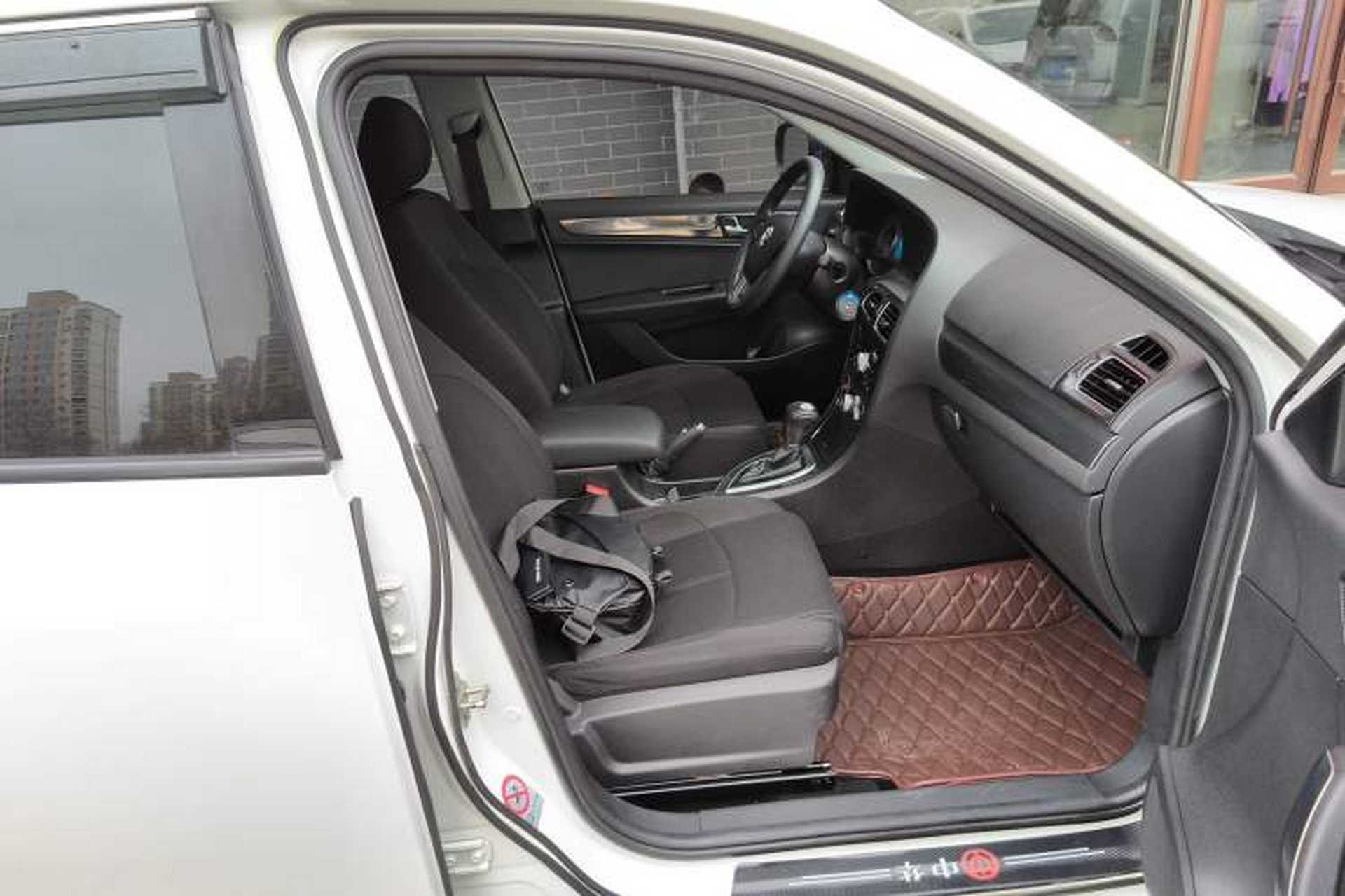 Used Brilliance V5 2014 1.5T Automatic Two-Wheel Drive Sport Model Right Front Seat