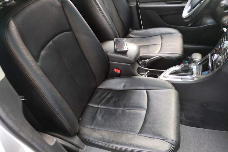 Used Brilliance V5 2014 1.5T Automatic Two-Wheel Drive Sport Model Right Front Seat