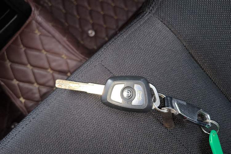 Used Brilliance V5 2014 1.5T Automatic Two-Wheel Drive Sport Model Vehicle Key