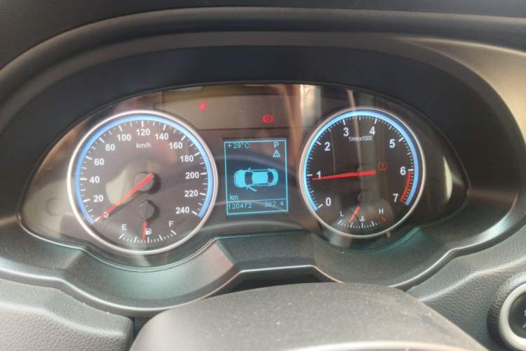 Used Brilliance V5 2016 1.5T Automatic Two-Wheel Drive Smart Version Instrument Cluster