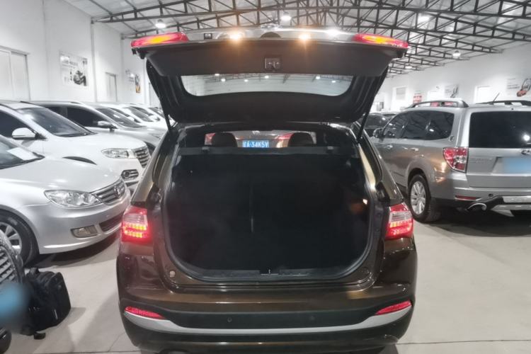Used Brilliance V5 2016 1.5T Automatic Two-Wheel Drive Smart Version Trunk