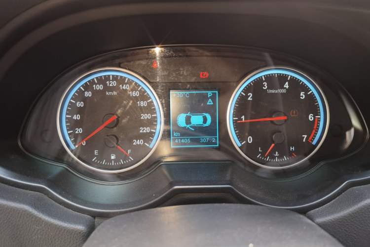 Used Brilliance V5 2016 1.5T Automatic Two-Wheel Drive Smart Version Instrument Cluster