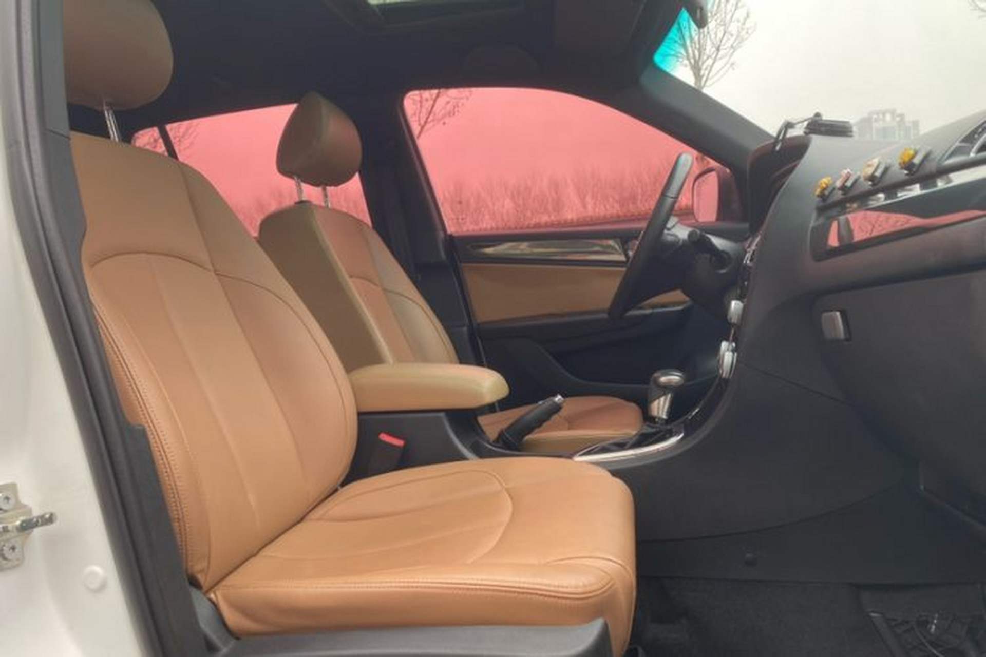 Used Brilliance V5 2016 1.5T Automatic Two-Wheel Drive Smart Version Headliner