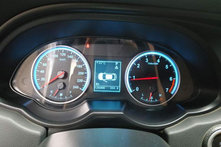 Used Brilliance V5 2016 1.5T Automatic Two-Wheel Drive Smart Version Instrument Cluster