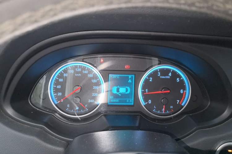 Used Brilliance V5 2016 1.5T Automatic Two-Wheel Drive Smart Version Instrument Cluster