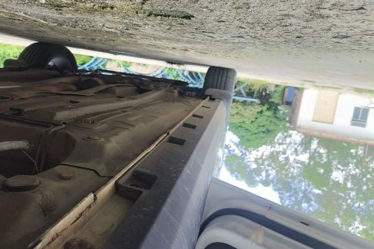 Used Brilliance V5 2016 1.5T Automatic Two-Wheel Drive Smart Version Left Side Sill