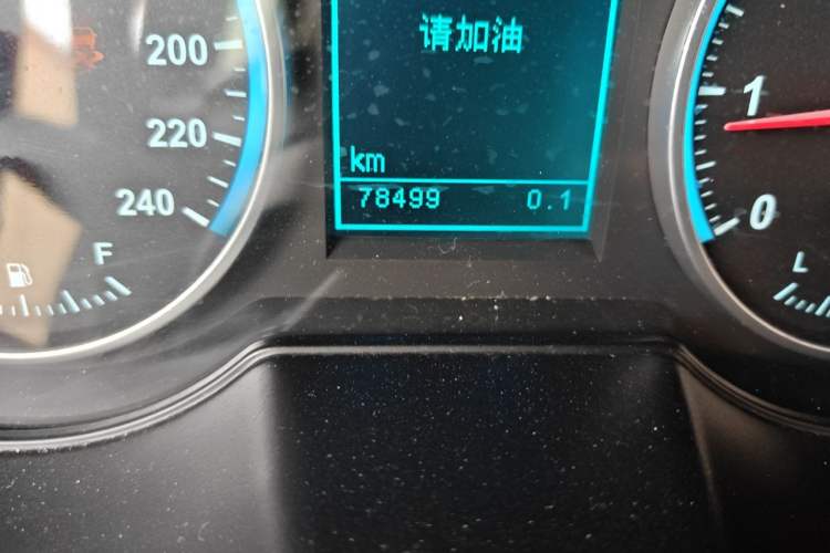 Used Brilliance V5 2016 1.5T Automatic Two-Wheel Drive Smart Version Odometer Close Up
