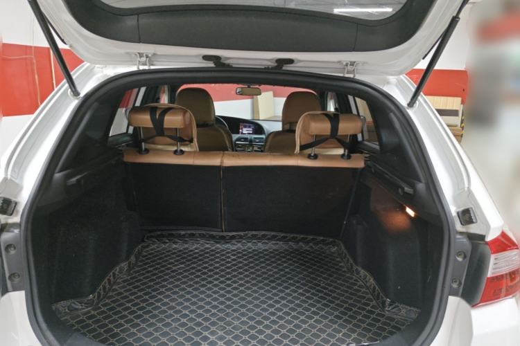 Used Brilliance V5 2016 1.5T Automatic Two-Wheel Drive Smart Version Trunk