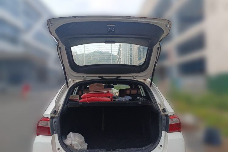 Used Brilliance V5 2016 1.5T Automatic Two-Wheel Drive Smart Version Trunk