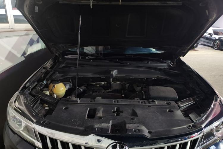 Used Brilliance V6 2018 1.5T Automatic Prestige Model Engine Bay