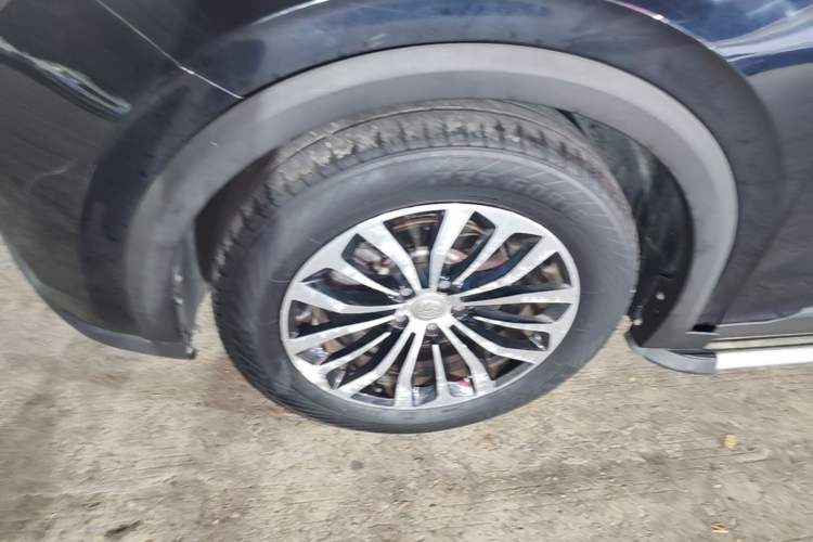 Used Brilliance V6 2018 1.5T Automatic Prestige Model Exterior 4