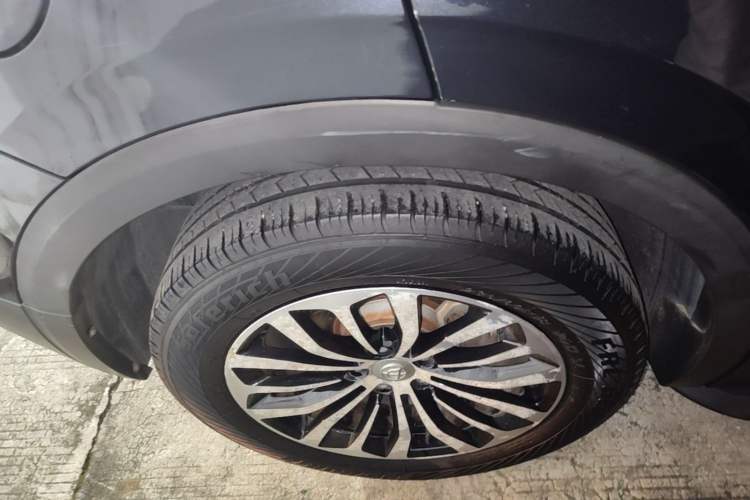 Used Brilliance V6 2018 1.5T Automatic Prestige Model Right Rear Wheel Hub
