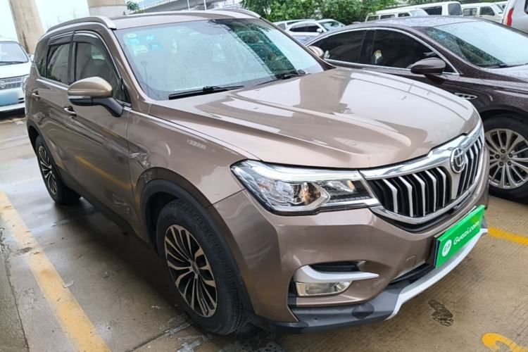 Used Brilliance V6 2018 1.5T Manual Luxury Model Front Right 45 Deg