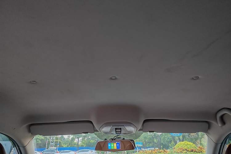 Used Brilliance V6 2018 1.5T Manual Luxury Model Headliner