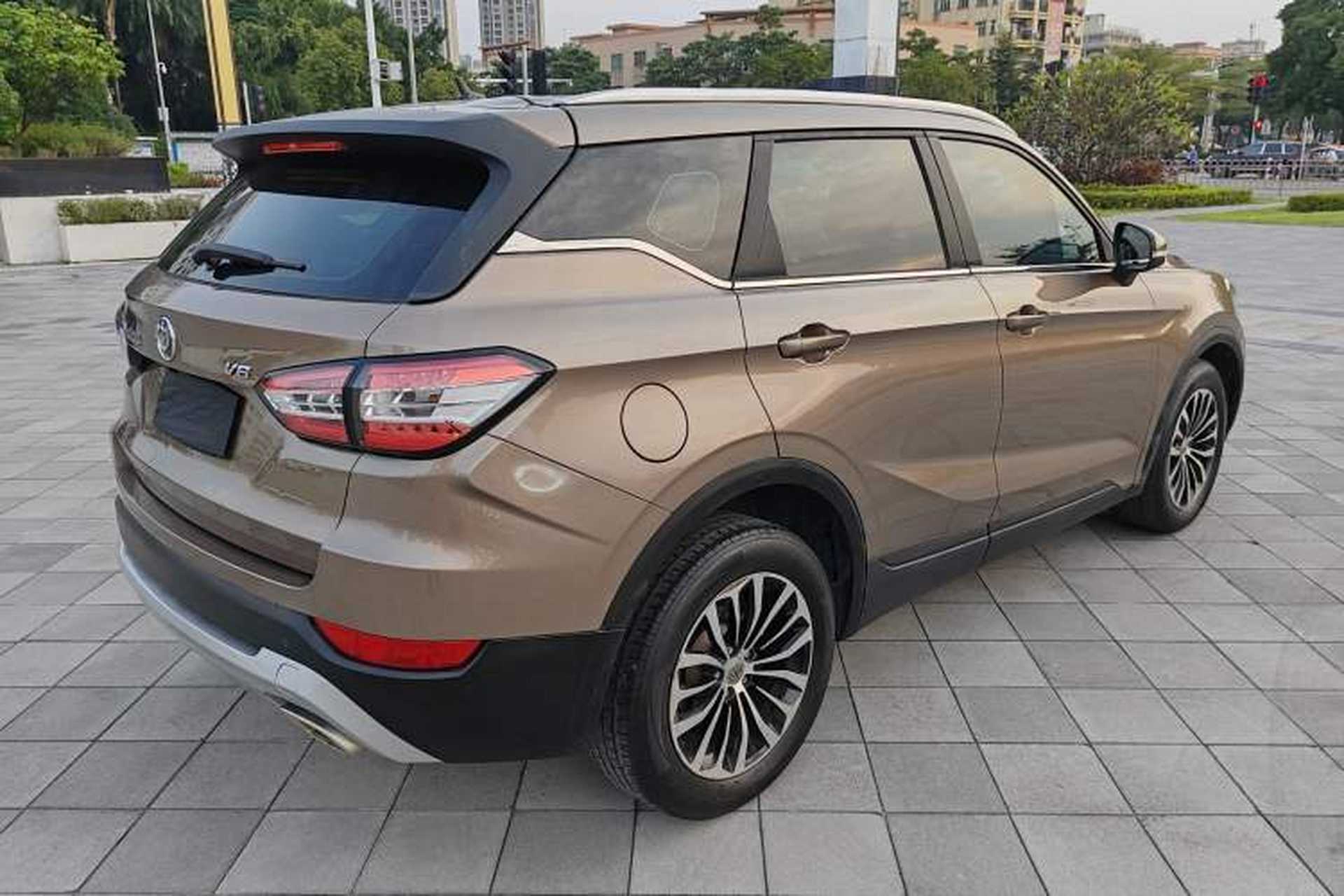 Used Brilliance V6 2018 1.5T Manual Luxury Model Rear Right 45 Deg