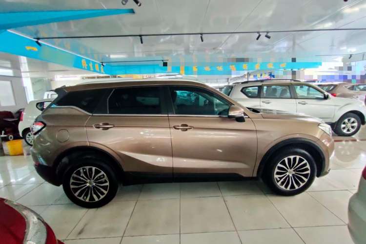 Used Brilliance V6 2018 1.5T Manual Luxury Model Right Side