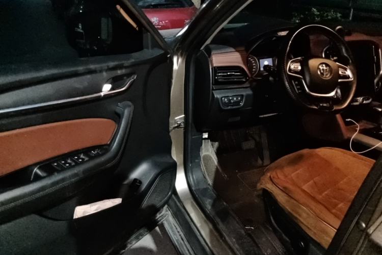 Used Brilliance V6 2018 1.5T Automatic Luxury Model Driver Seat