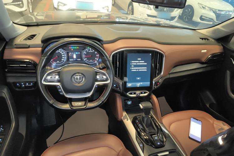 Used Brilliance V6 2018 1.5T Automatic Luxury Model Center Console