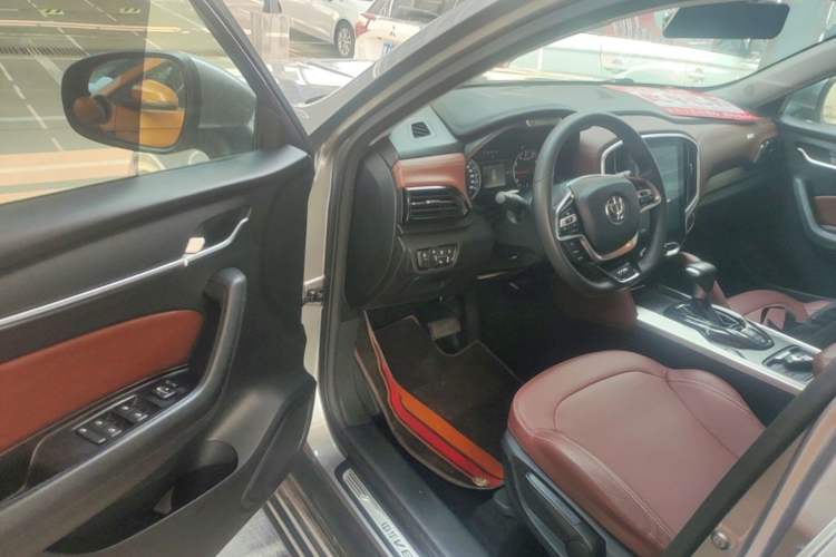 Used Brilliance V6 2018 1.5T Automatic Prestige Model Driver Seat