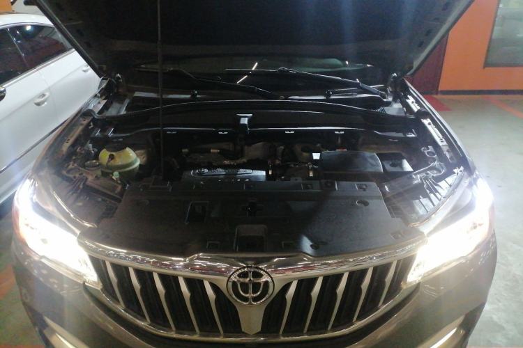Used Brilliance V6 2018 1.5T Automatic Prestige Model Engine Bay