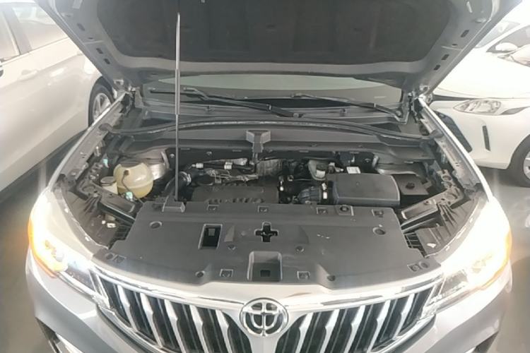 Used Brilliance V6 2018 1.5T Automatic Luxury Model Engine Bay