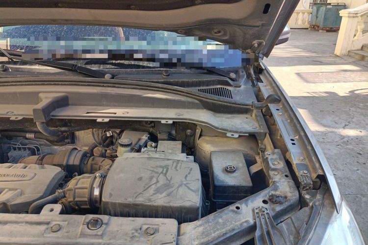 Used Brilliance V6 2018 1.5T Automatic Prestige Model Engine Bay Left
