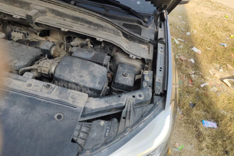 Used Brilliance V6 2018 1.5T Automatic Luxury Model Engine Bay Left
