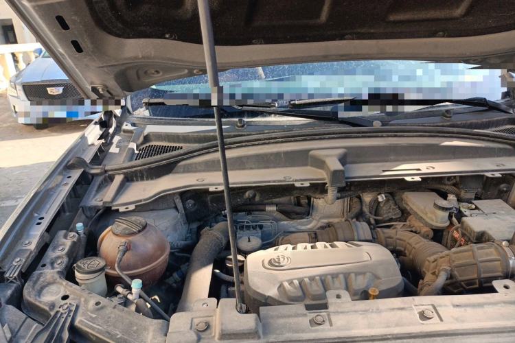 Used Brilliance V6 2018 1.5T Automatic Prestige Model Engine Bay Right