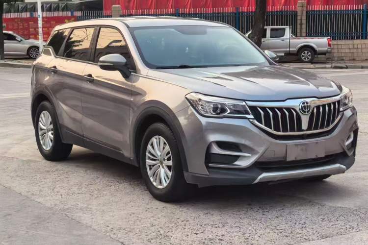 Used Brilliance V6 2018 1.5T Manual Elite Model Exterior 1