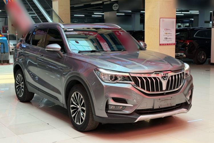 Used Brilliance V6 2018 1.5T Manual Luxury Model Exterior 3