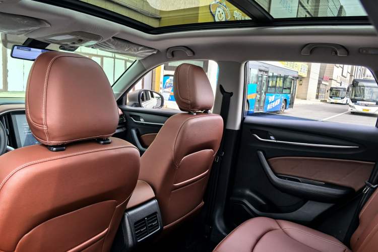 Used Brilliance V6 2018 1.5T Automatic Flagship Model Interior 10