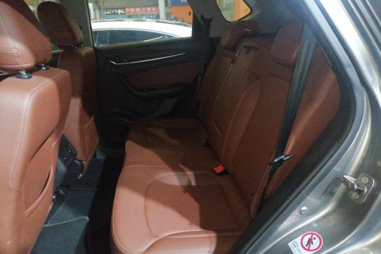 Used Brilliance V6 2018 1.5T Automatic Prestige Model Interior 4