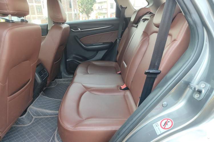 Used Brilliance V6 2018 1.5T Automatic Luxury Model Left Rear Seat