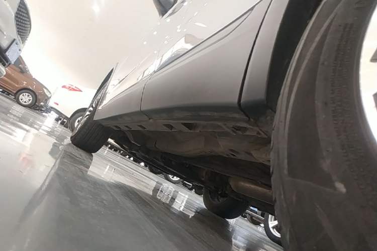Used Brilliance V6 2018 1.5T Automatic Luxury Model Left Side Sill