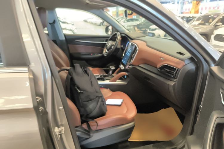 Used Brilliance V6 2018 1.5T Automatic Luxury Model Right Front Seat
