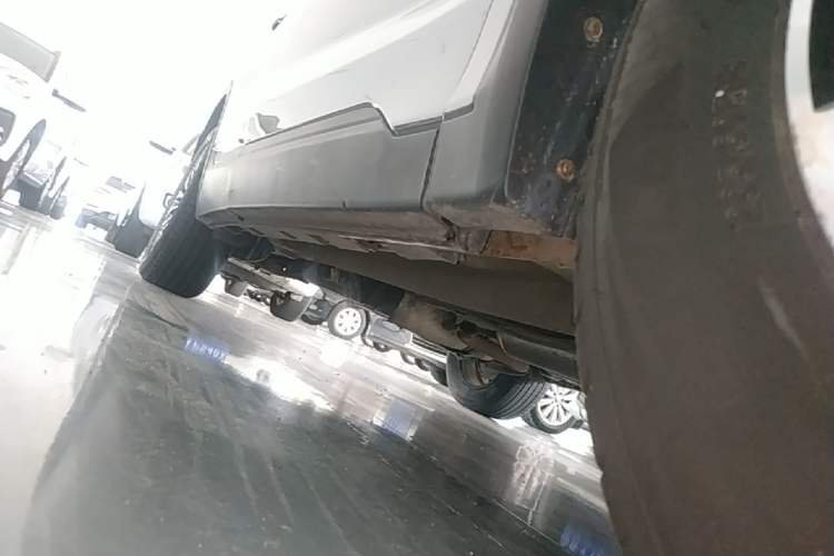 Used Brilliance V6 2018 1.5T Automatic Luxury Model Right Side Sill