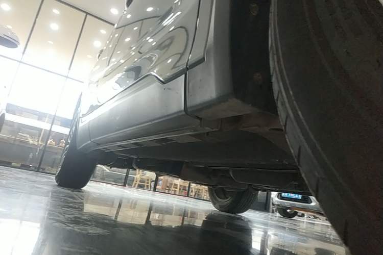 Used Brilliance V6 2018 1.5T Automatic Prestige Model Right Side Sill