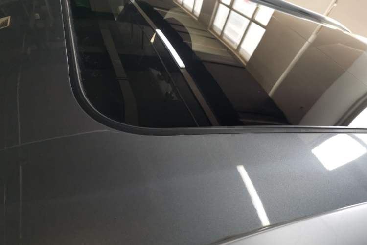 Used Brilliance V6 2018 1.5T Manual Luxury Model Roof