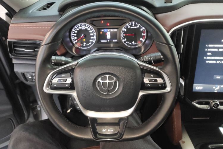 Used Brilliance V6 2018 1.5T Automatic Prestige Model Steering Wheel