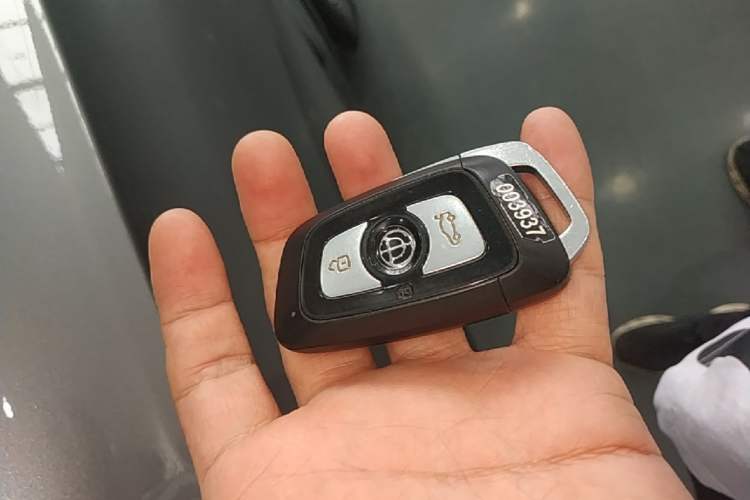 Used Brilliance V6 2018 1.5T Automatic Prestige Model Vehicle Key