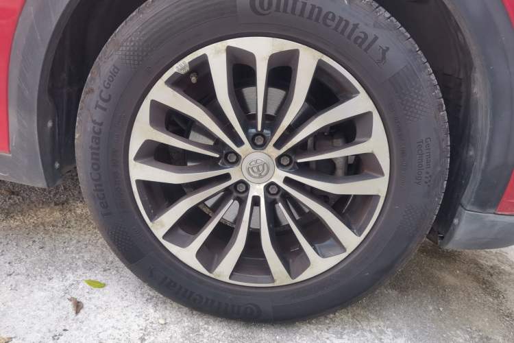 Used Brilliance V6 2018 1.5T Automatic Luxury Model Right Front Wheel Hub