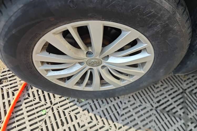 Used Brilliance V6 2018 1.5T Manual Elite Model Right Rear Wheel Hub