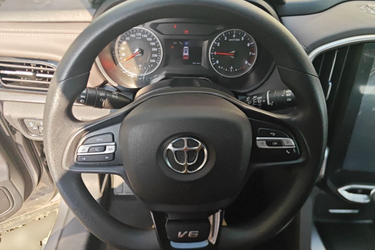 Used Brilliance V6 2018 1.5T Manual Elite Model Steering Wheel