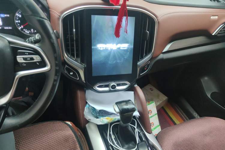 Used Brilliance V6 2018 1.5T Automatic Prestige Model Audio And AC Panel
