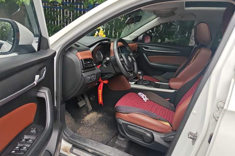 Used Brilliance V6 2018 1.5T Automatic Prestige Model Driver Seat