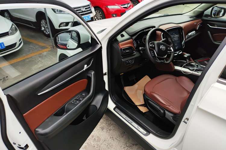 Used Brilliance V6 2018 1.5T Automatic Prestige Model Driver Seat