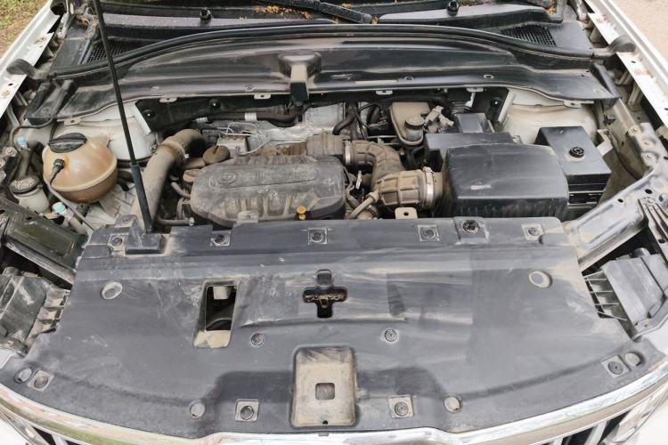 Used Brilliance V6 2018 1.5T Automatic Prestige Model Engine Bay