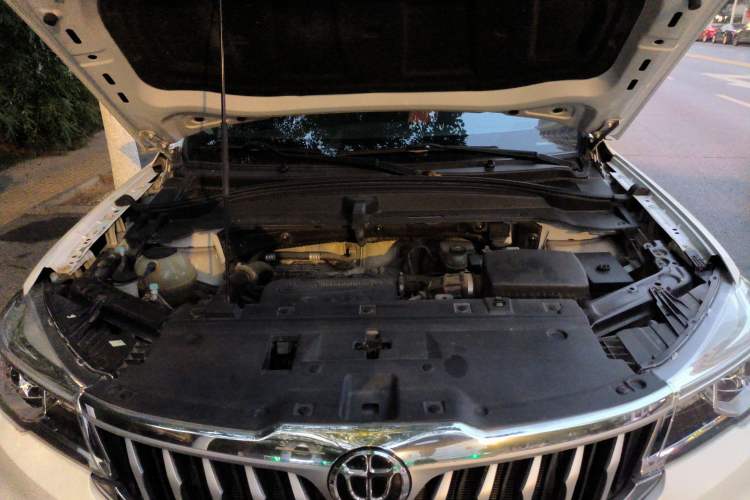Used Brilliance V6 2018 1.5T Manual Elite Model Engine Bay